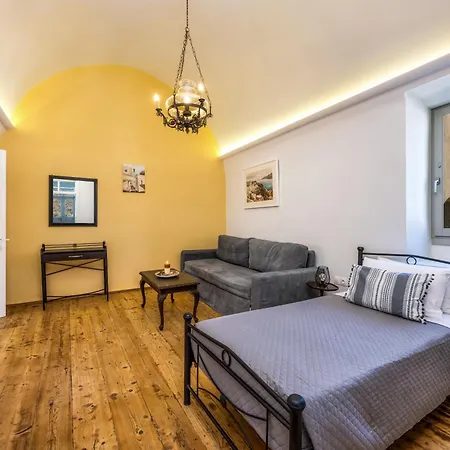 Ferienhaus Tousa's Bridal House