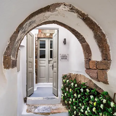 Ferienhaus Tousa's Bridal House Emporio (Santorini)