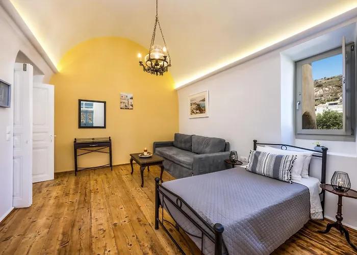 Semesterbostad Tousa's Bridal House