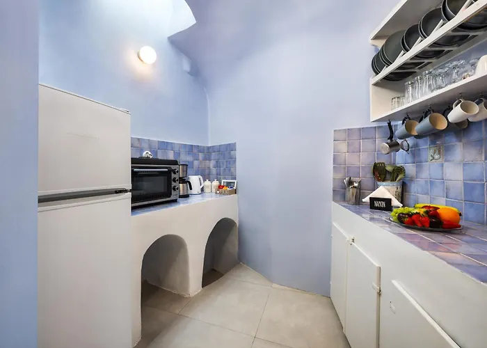 Tousa's Bridal House *