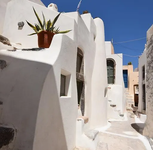 Semesterbostad Tousa's Bridal House *